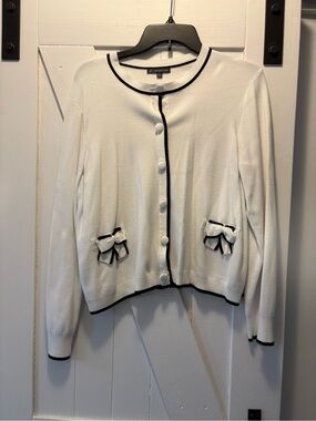 Adrianna Papell White Cardigan with Black Trim and Pocket Bows